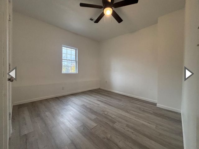 1201 West Chase Street, Springfield, MO 65803