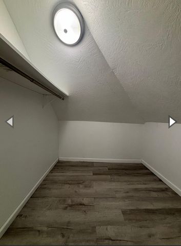 1201 West Chase Street, Springfield, MO 65803