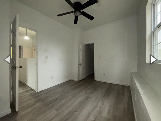 1201 West Chase Street, Springfield, MO 65803