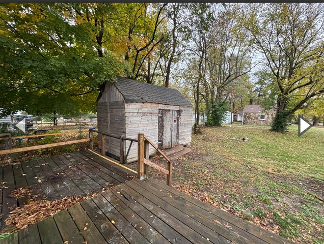 1201 West Chase Street, Springfield, MO 65803