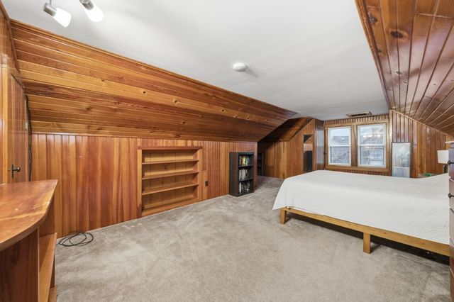 6521 Elmcrest Drive, Windsor Heights, IA 50324