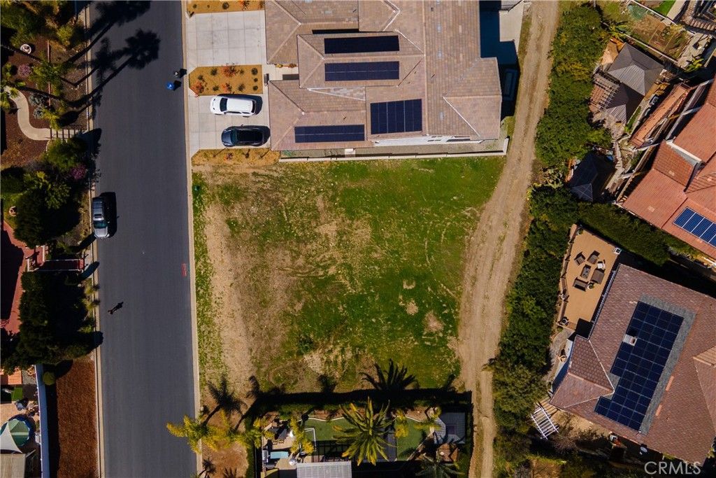 22760 Cascade Drive, Canyon Lake, CA 92587 — photo 4