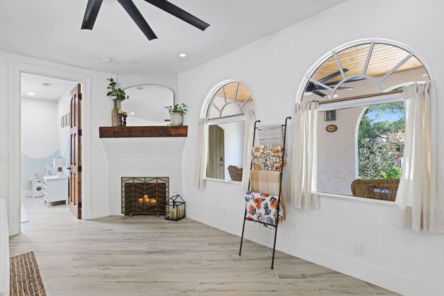 706 Sunset Road, West Palm Beach, FL 33401