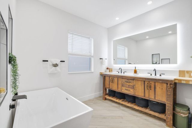 706 Sunset Road, West Palm Beach, FL 33401