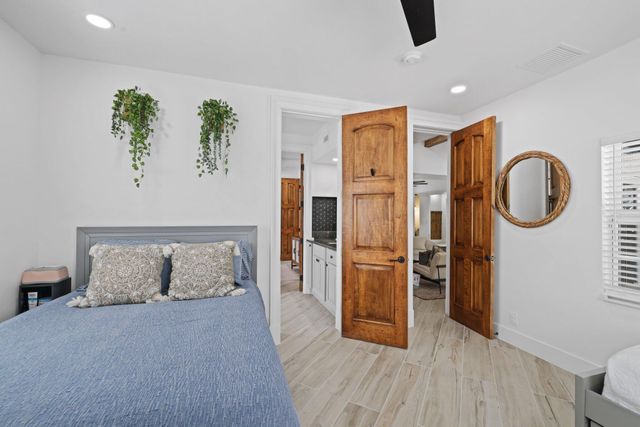 706 Sunset Road, West Palm Beach, FL 33401