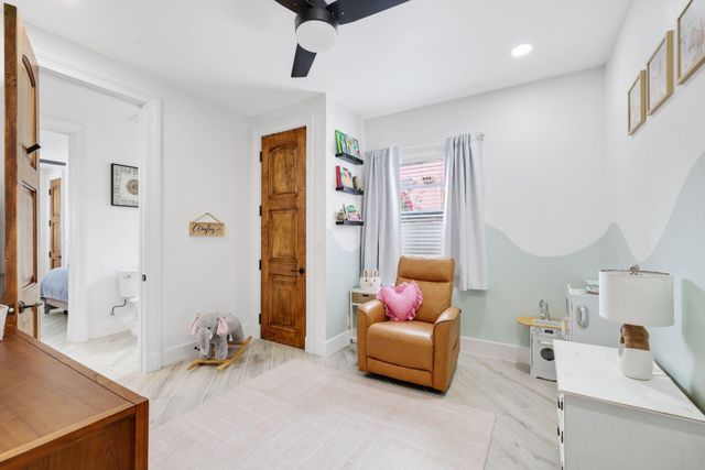 706 Sunset Road, West Palm Beach, FL 33401