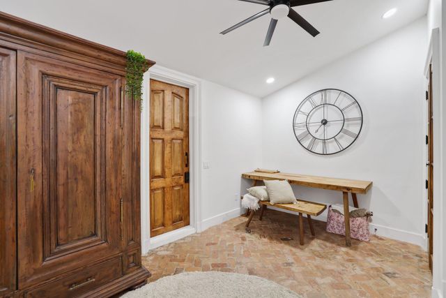 706 Sunset Road, West Palm Beach, FL 33401