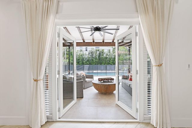 706 Sunset Road, West Palm Beach, FL 33401