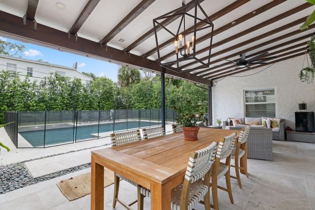 706 Sunset Road, West Palm Beach, FL 33401