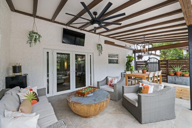 706 Sunset Road, West Palm Beach, FL 33401