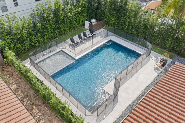 706 Sunset Road, West Palm Beach, FL 33401