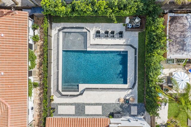 706 Sunset Road, West Palm Beach, FL 33401