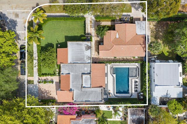 706 Sunset Road, West Palm Beach, FL 33401