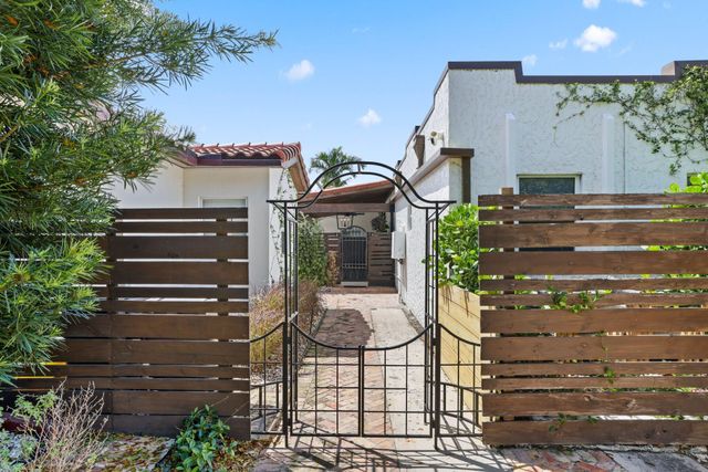 706 Sunset Road, West Palm Beach, FL 33401