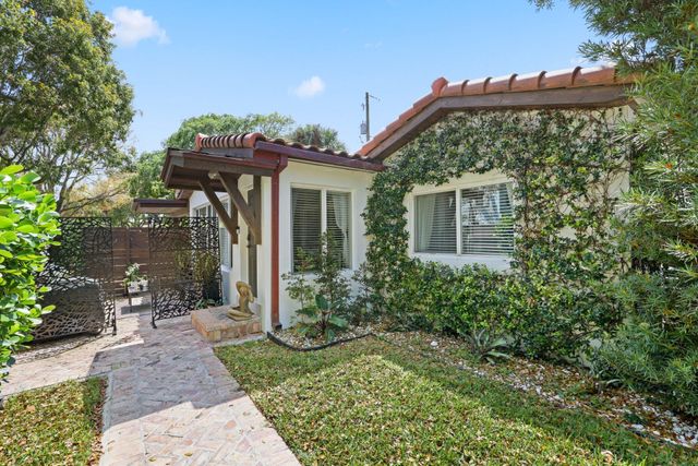 706 Sunset Road, West Palm Beach, FL 33401