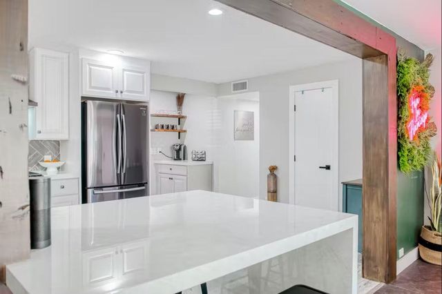 706 Sunset Road, West Palm Beach, FL 33401