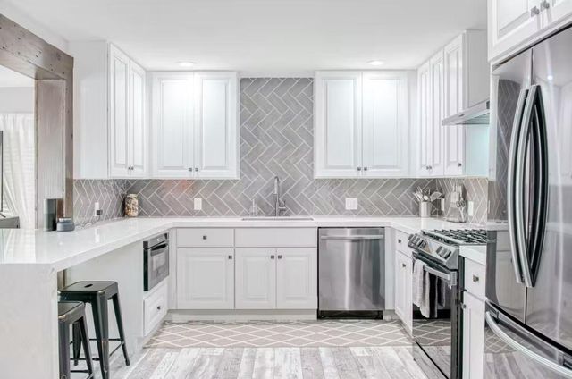 706 Sunset Road, West Palm Beach, FL 33401