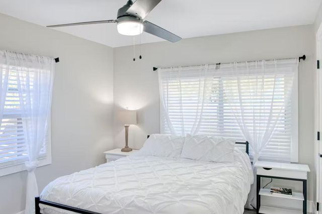 706 Sunset Road, West Palm Beach, FL 33401