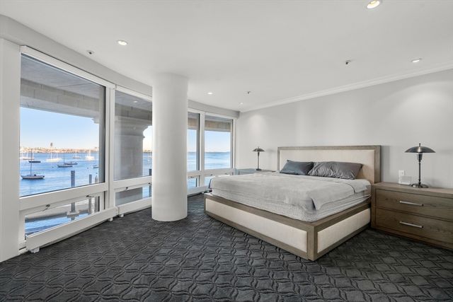 20 Rowes Wharf TH7, Boston, MA 02110