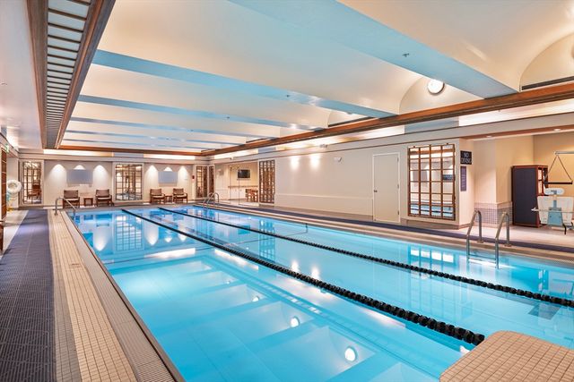 20 Rowes Wharf TH7, Boston, MA 02110