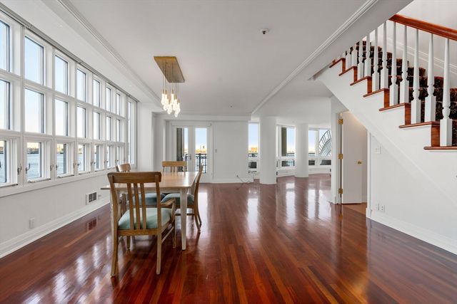20 Rowes Wharf TH7, Boston, MA 02110