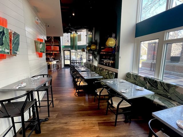 20 Rowes Wharf TH7, Boston, MA 02110