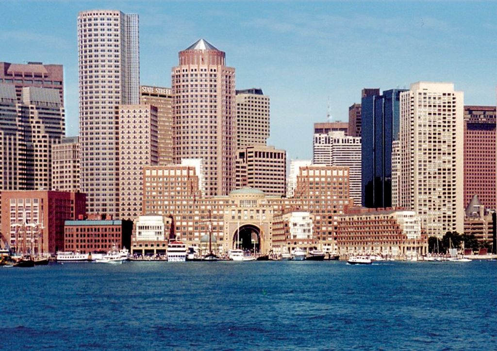 20 Rowes Wharf TH7, Boston, MA 02110