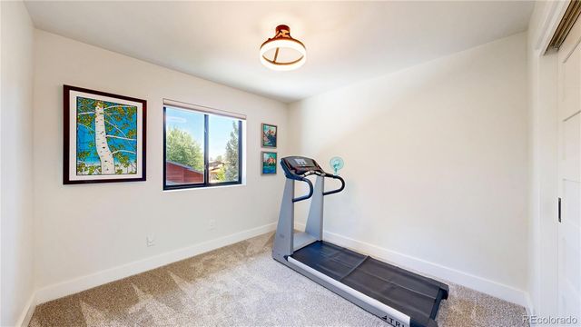 174 S Hoover Avenue, Louisville, CO 80027