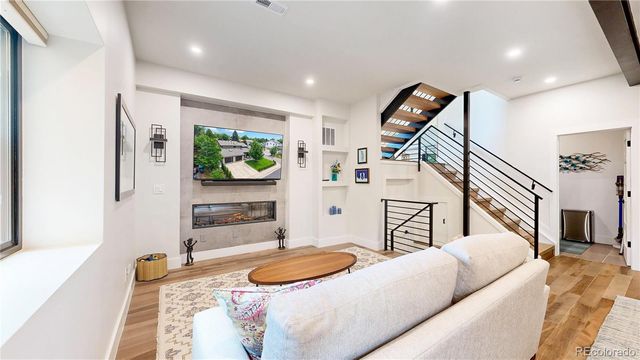 174 S Hoover Avenue, Louisville, CO 80027