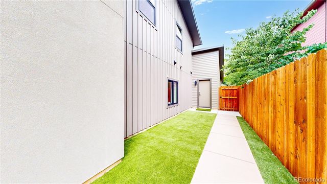 174 S Hoover Avenue, Louisville, CO 80027