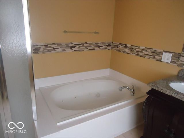 5077 Gunston Lane, Plainfield, IN 46168