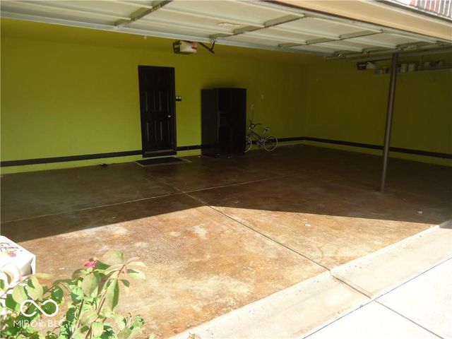 5077 Gunston Lane, Plainfield, IN 46168