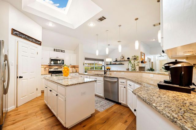 4010 Halfway CV, Round Rock, TX 78681
