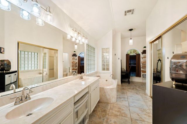 4010 Halfway CV, Round Rock, TX 78681