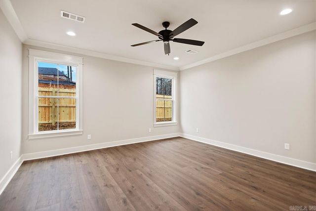 557 Valley Oak Drive, Sherwood, AR 72120