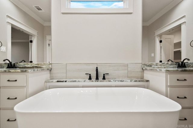 557 Valley Oak Drive, Sherwood, AR 72120