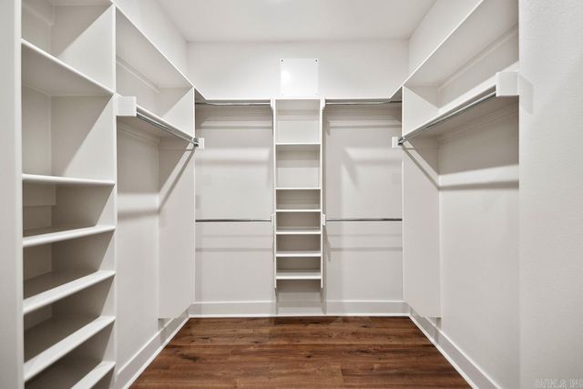 557 Valley Oak Drive, Sherwood, AR 72120