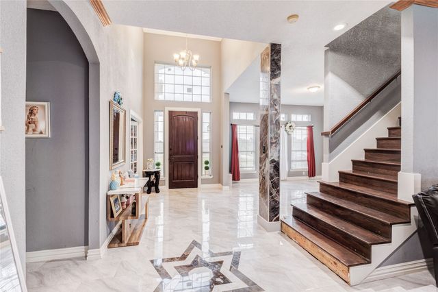 1915 Lillian Avenue, Glenn Heights, TX 75154