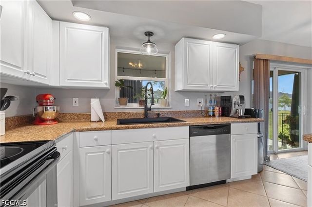 231 NW 26th AVE, Cape Coral, FL 33993