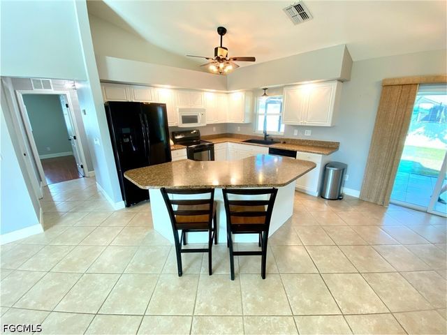 231 NW 26th AVE, Cape Coral, FL 33993