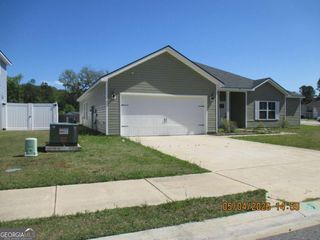 45 Valley Court, Midway, GA 31320