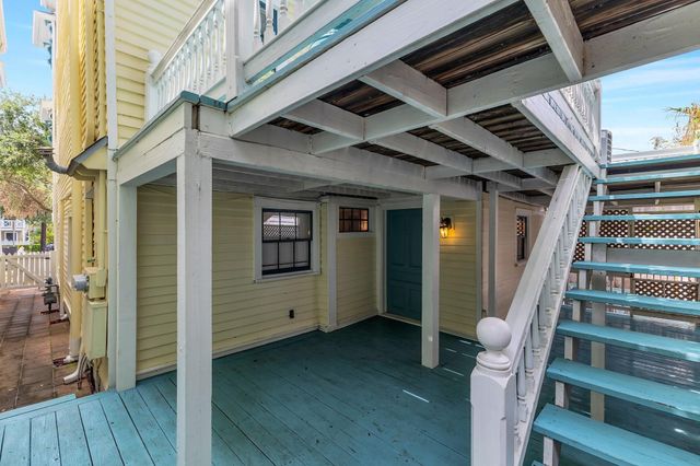 1724 S Ball Street, Galveston, TX 77550