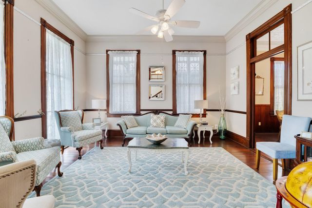 1724 S Ball Street, Galveston, TX 77550