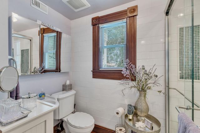 1724 S Ball Street, Galveston, TX 77550