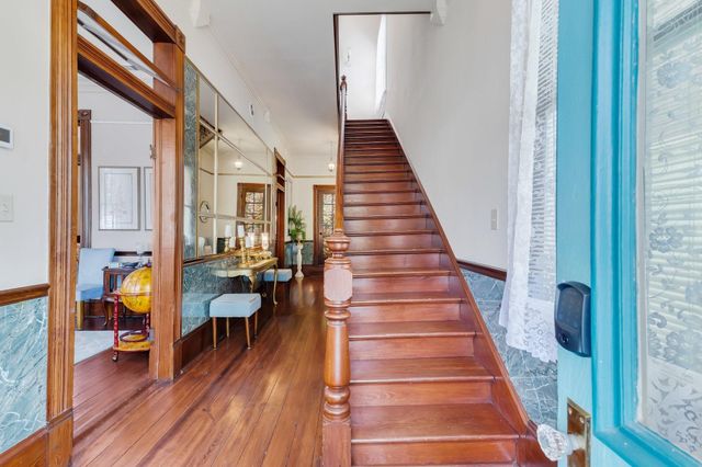 1724 S Ball Street, Galveston, TX 77550