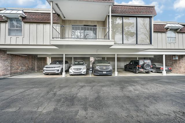 7555 Katy Fwy 146, Houston, TX 77024