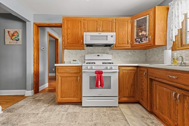 664 Fairview Place, Alliance, OH 44601