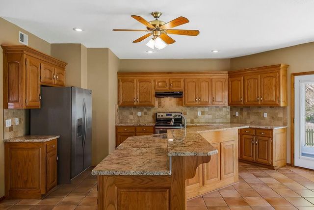 5210 Round Prairie Street, Shawnee, KS 66226