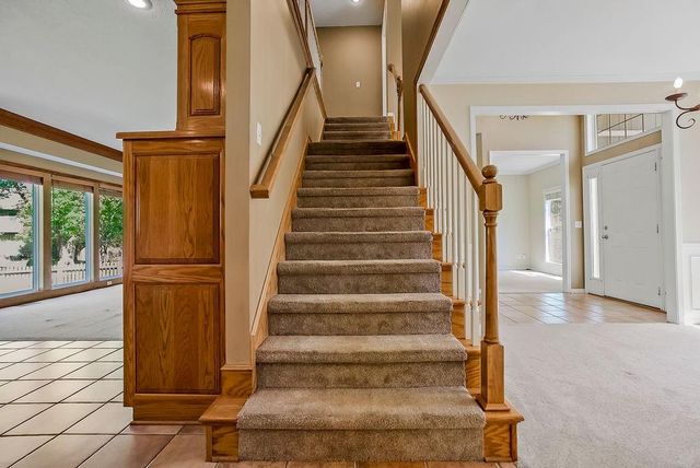 5210 Round Prairie Street, Shawnee, KS 66226