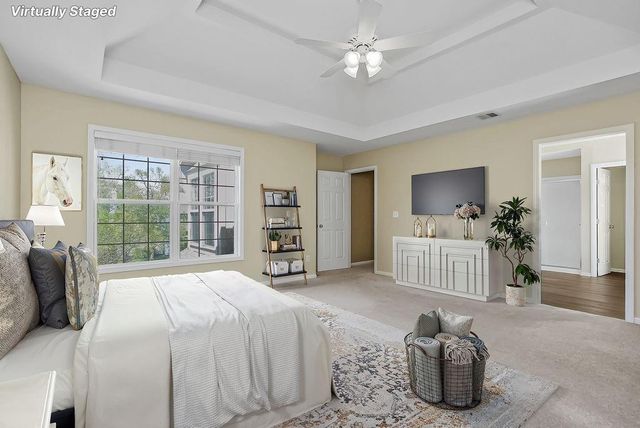 5210 Round Prairie Street, Shawnee, KS 66226